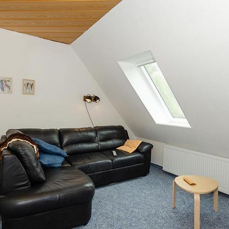 Ferienwohnung-Auf-Ruegen-Fuer-3-Erwachsene-Und-1-Kind-In-Schaprode-Zi6 외부 사진