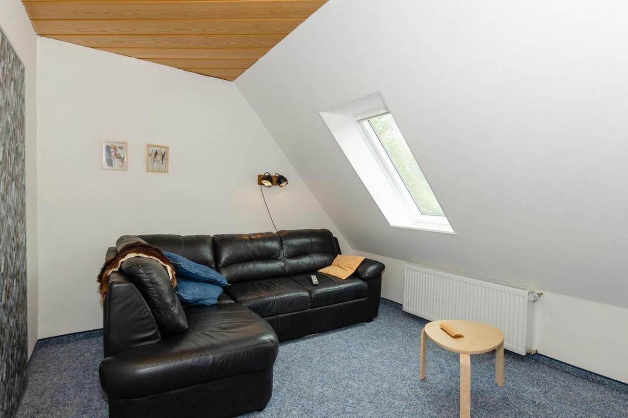 Ferienwohnung-Auf-Ruegen-Fuer-3-Erwachsene-Und-1-Kind-In-Schaprode-Zi6 외부 사진