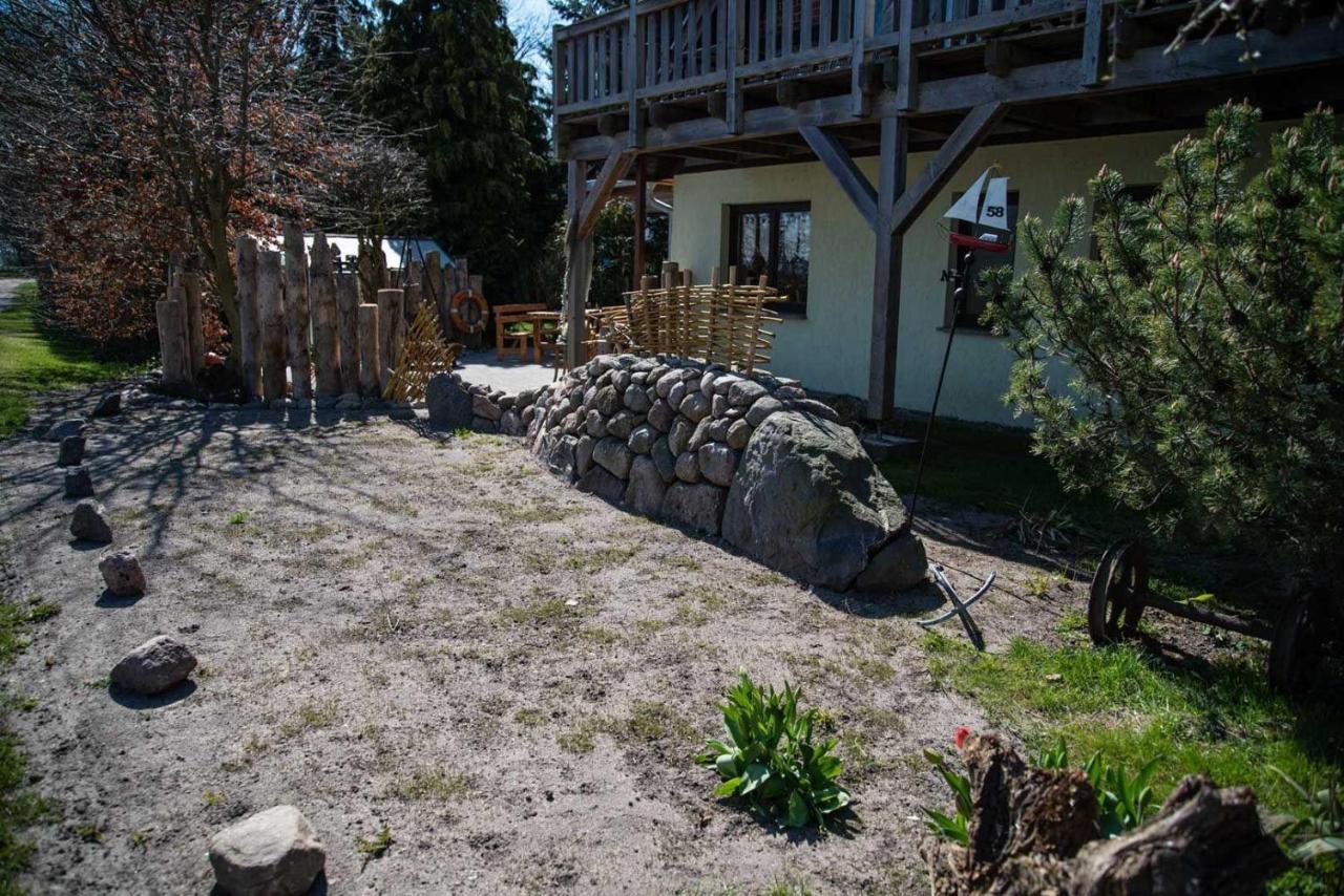 Ferienwohnung-Auf-Ruegen-Fuer-3-Erwachsene-Und-1-Kind-In-Schaprode-Zi6 외부 사진