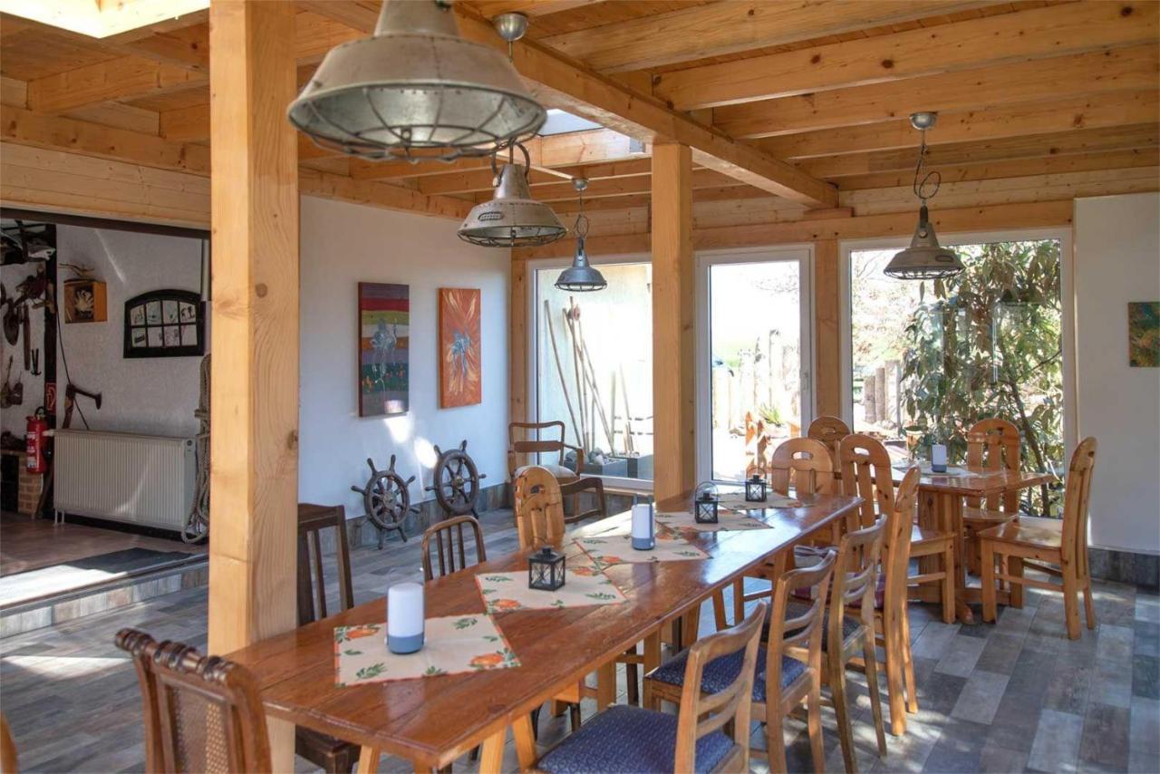 Ferienwohnung-Auf-Ruegen-Fuer-3-Erwachsene-Und-1-Kind-In-Schaprode-Zi6 외부 사진